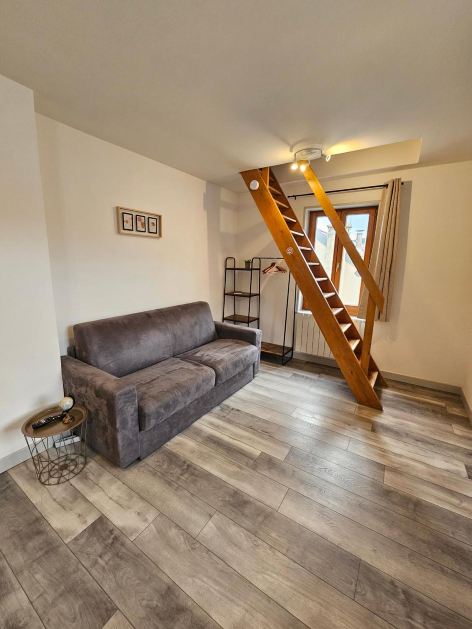 Appartement Pontarlier Le Sympa ! 400M De La Gare - Ma Petite Resa Extérieur photo